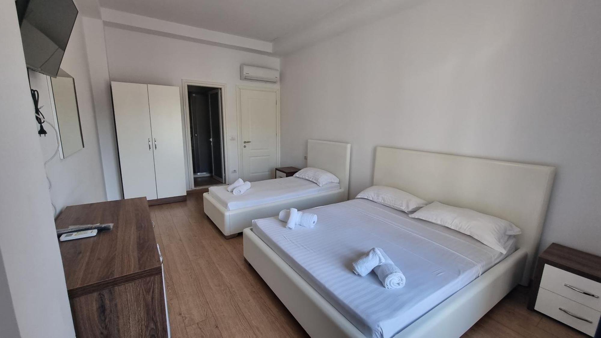 Hotel Blue Amr à Škalngur Extérieur photo