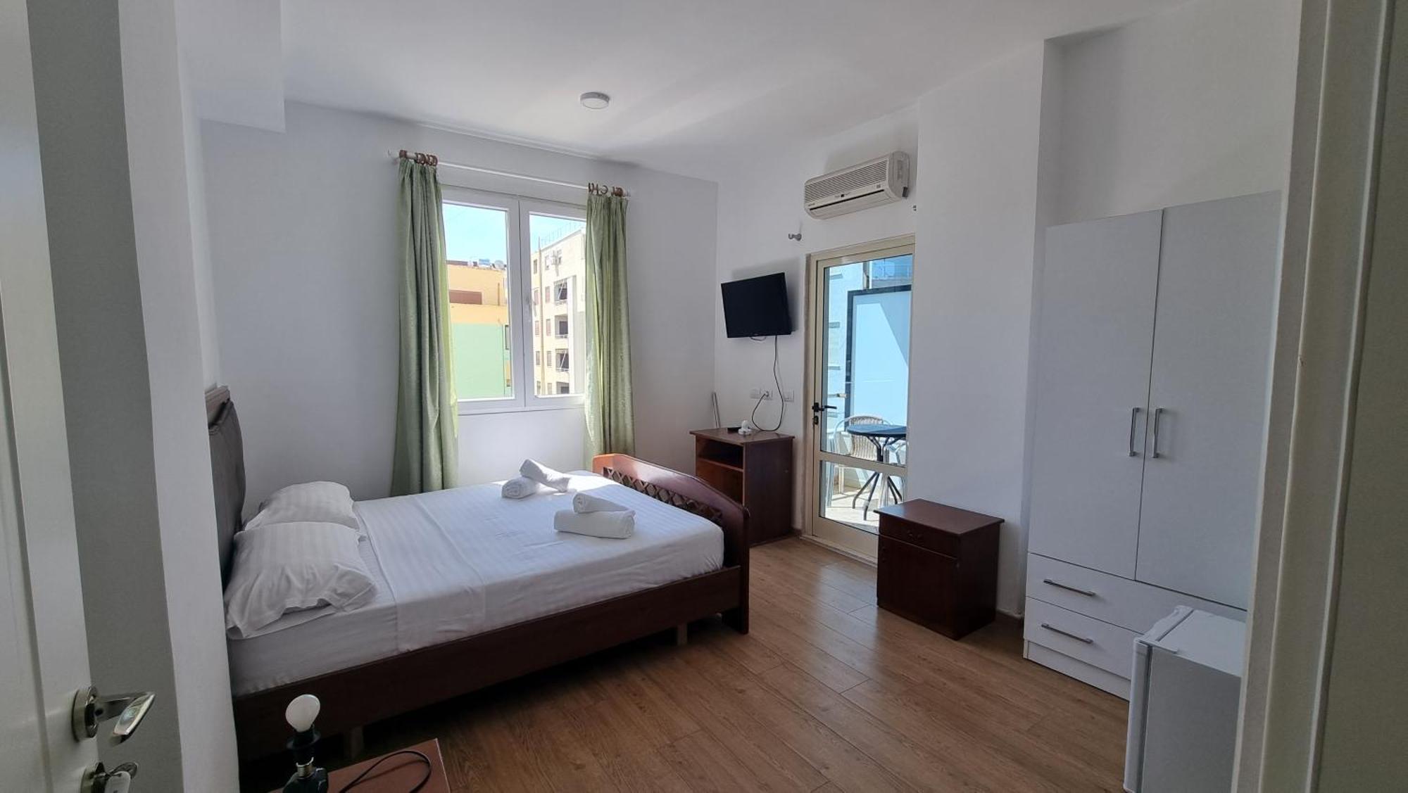 Hotel Blue Amr à Škalngur Extérieur photo