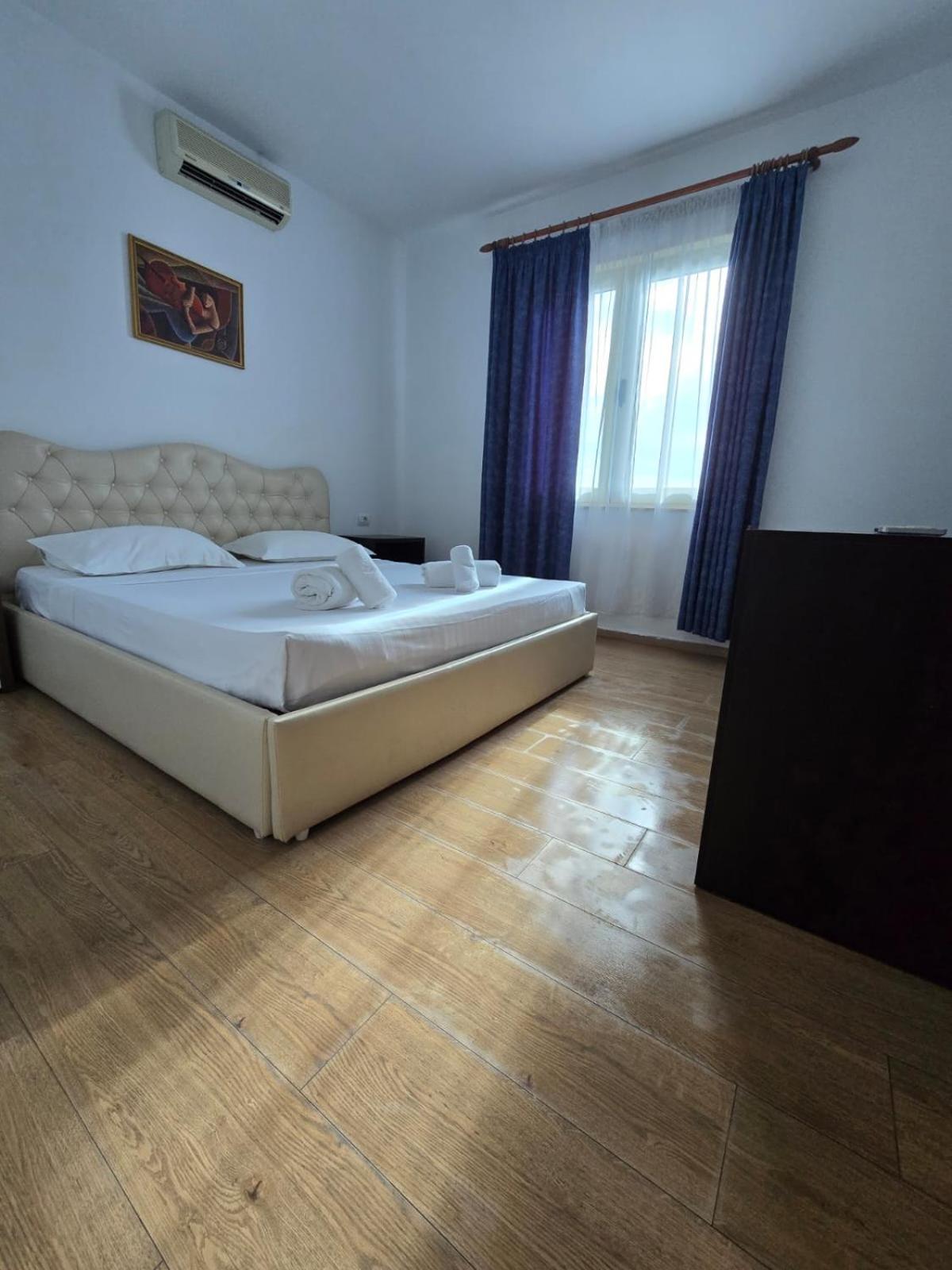 Hotel Blue Amr à Škalngur Extérieur photo