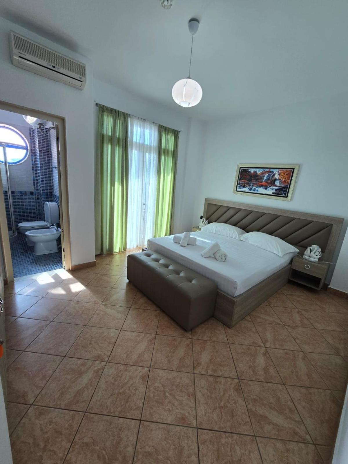 Hotel Blue Amr à Škalngur Extérieur photo