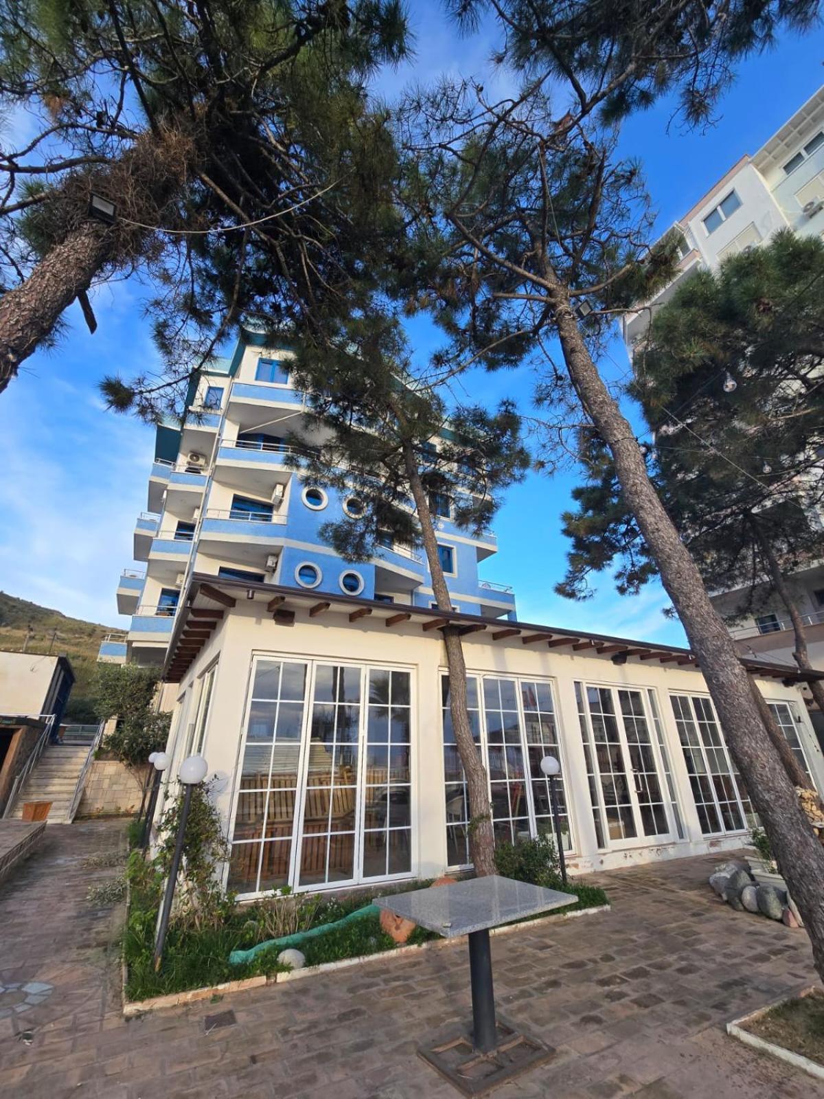 Hotel Blue Amr à Škalngur Extérieur photo