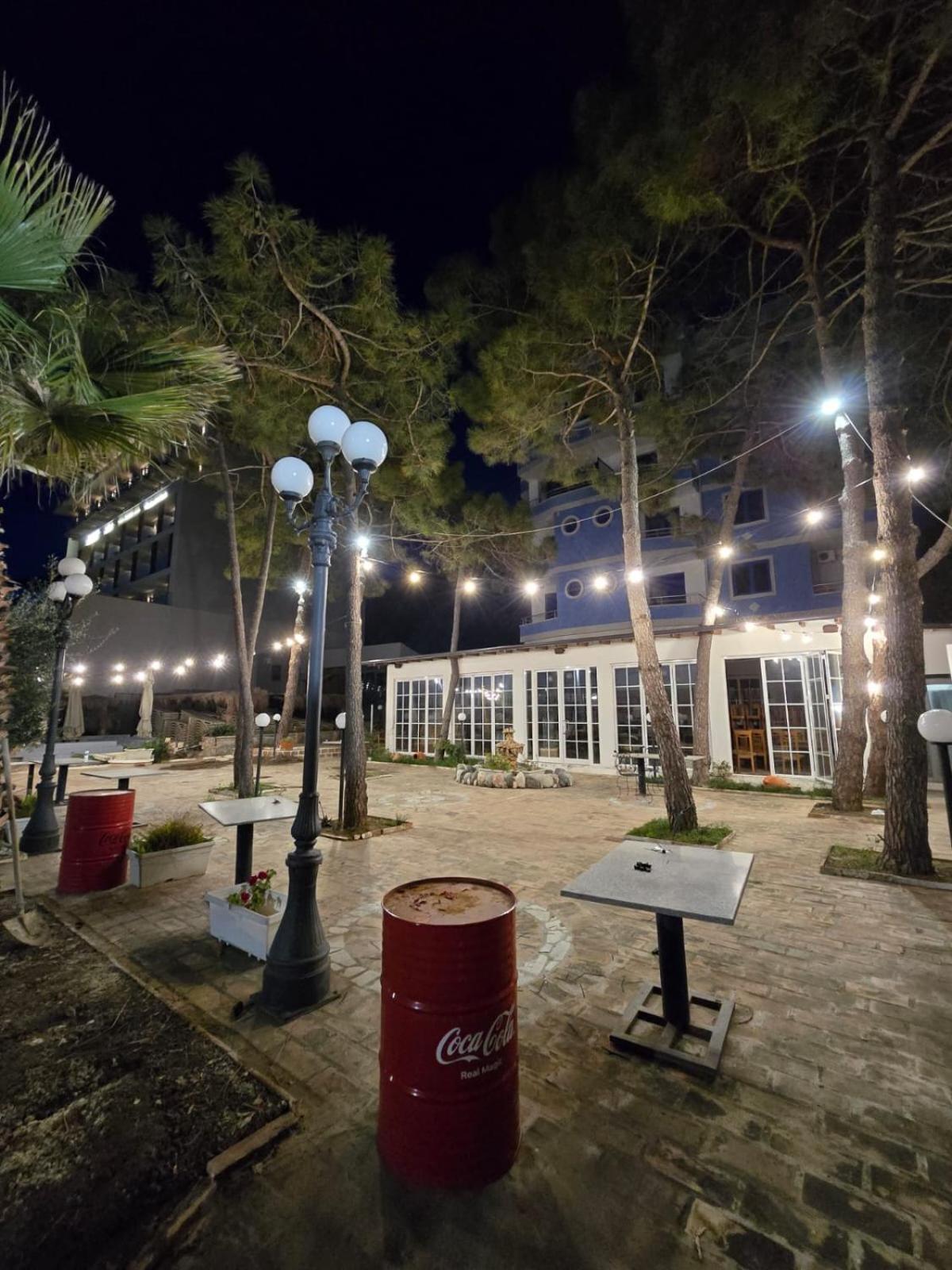 Hotel Blue Amr à Škalngur Extérieur photo
