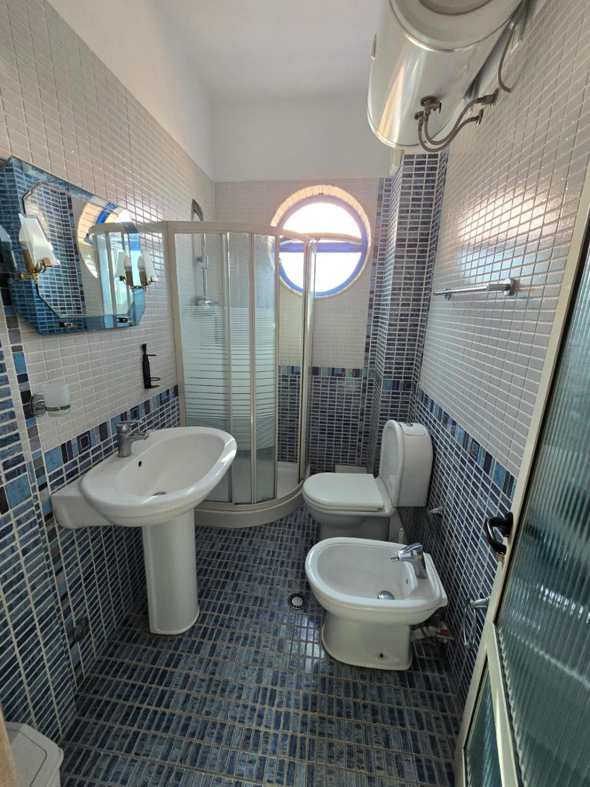 Hotel Blue Amr à Škalngur Extérieur photo