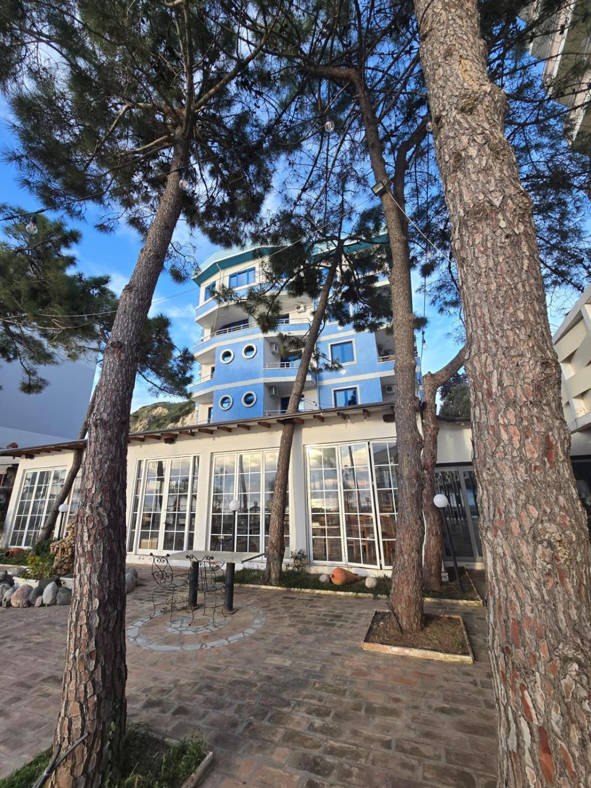 Hotel Blue Amr à Škalngur Extérieur photo