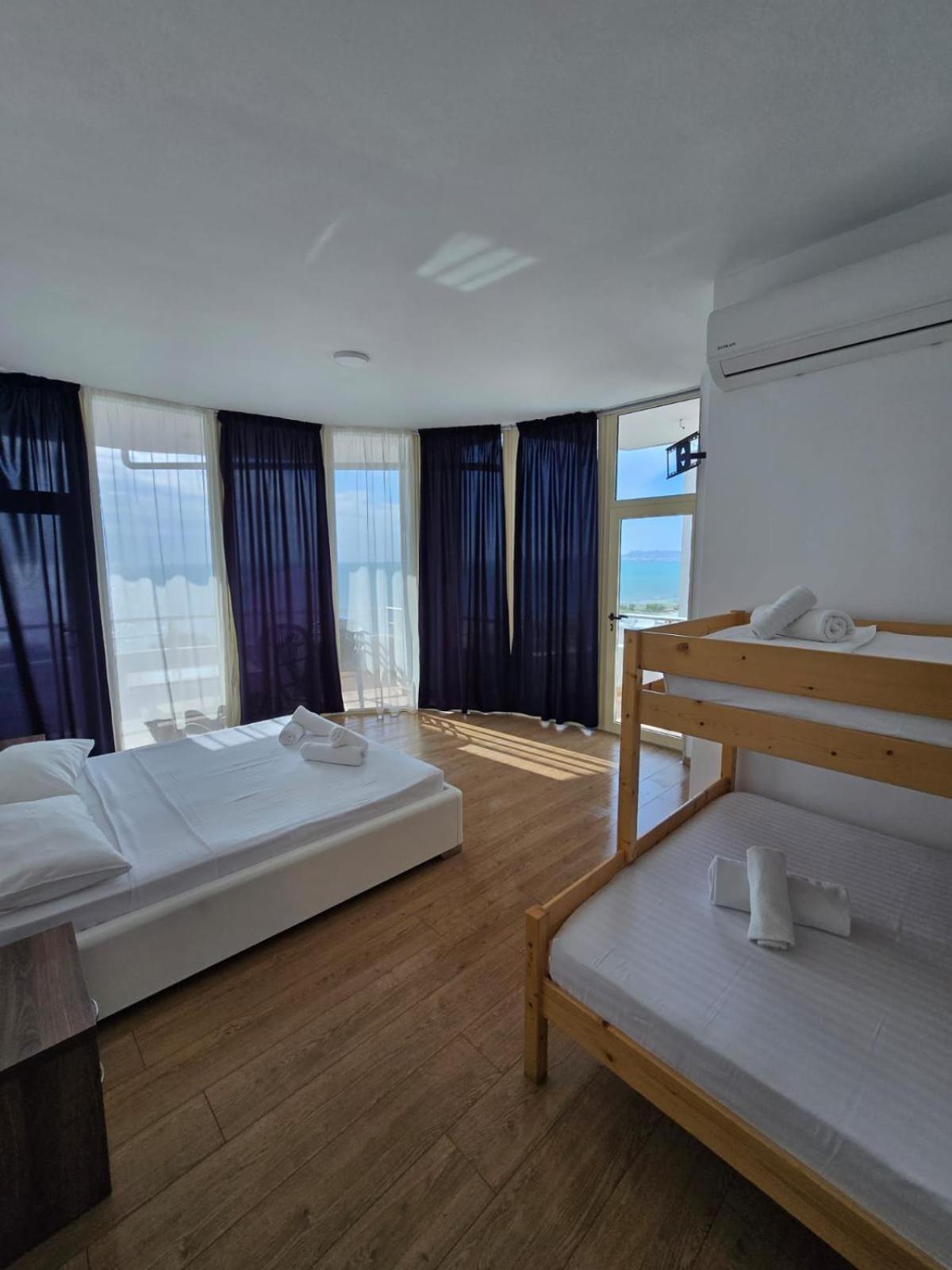 Hotel Blue Amr à Škalngur Extérieur photo